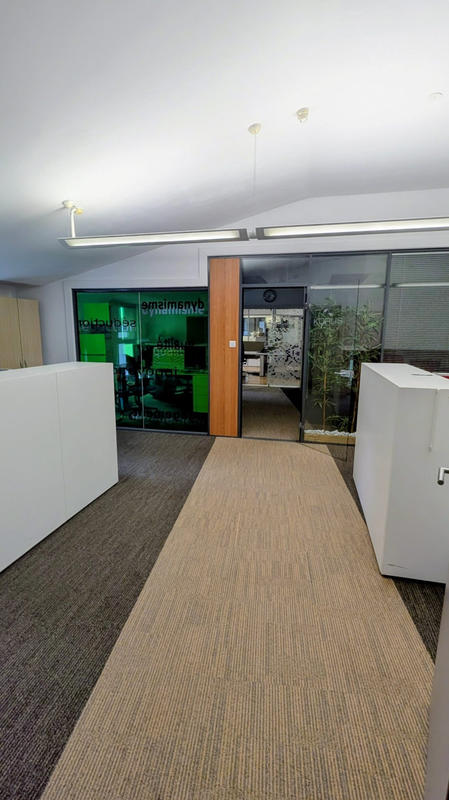 Fonds de commerce - 4 777 m²