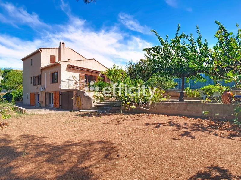 Maison - 186 m² - 8 pièces