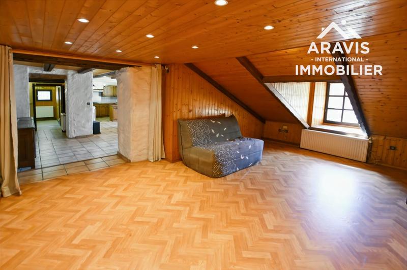 Maison - 180 m² - 7 pièces