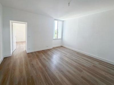 Appartement - 102 m² - 4 pièces