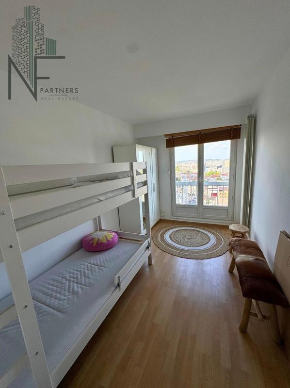 Appartement - 110 m² - 4 pièces