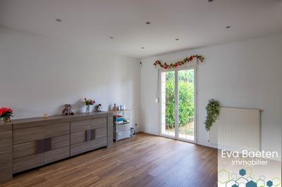 Maison jumelée - 108 m² - 5 pièces