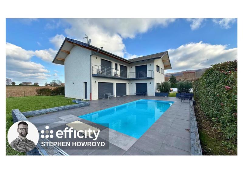 Villa - 243 m² - 5 pièces