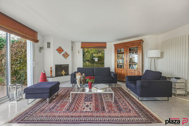 Maison - 244 m² - 6 pièces