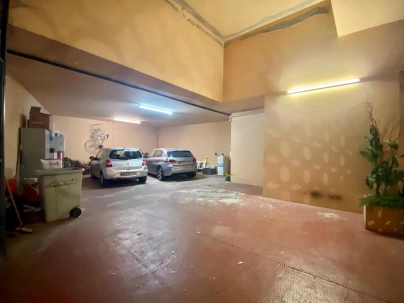 Villa - 300 m² - 6 pièces