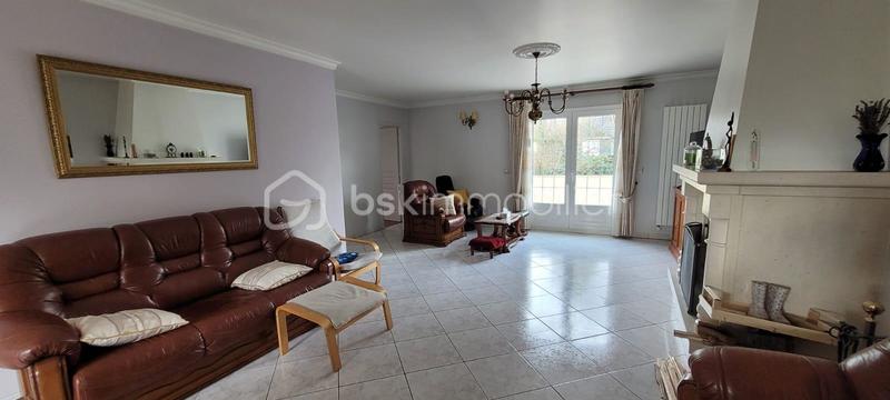 Maison - 161 m² - 6 pièces