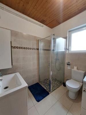 Propriété - 261 m²