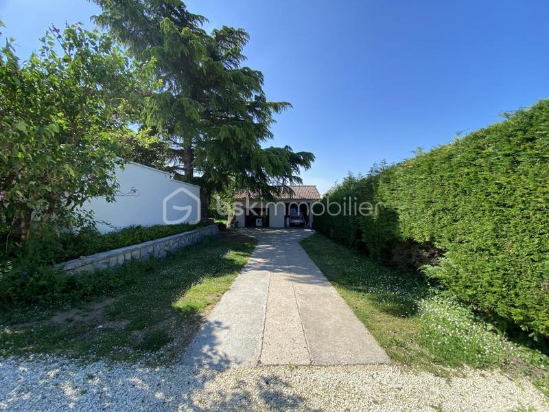 Villa - 205 m² - 6 pièces