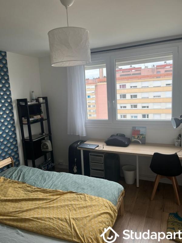 Chambre - 9 m² - 1 pièce