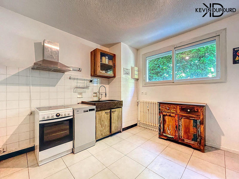 Appartement - 90 m² - 4 pièces