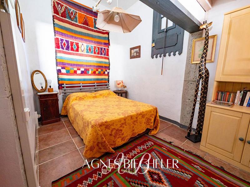 Mas - 270 m² - 10 pièces