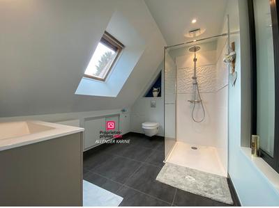 Maison - 170 m² - 5 pièces