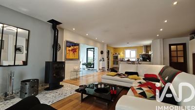 Maison - 134 m² - 5 pièces