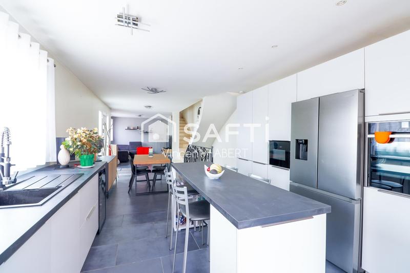 Maison - 174 m² - 6 pièces