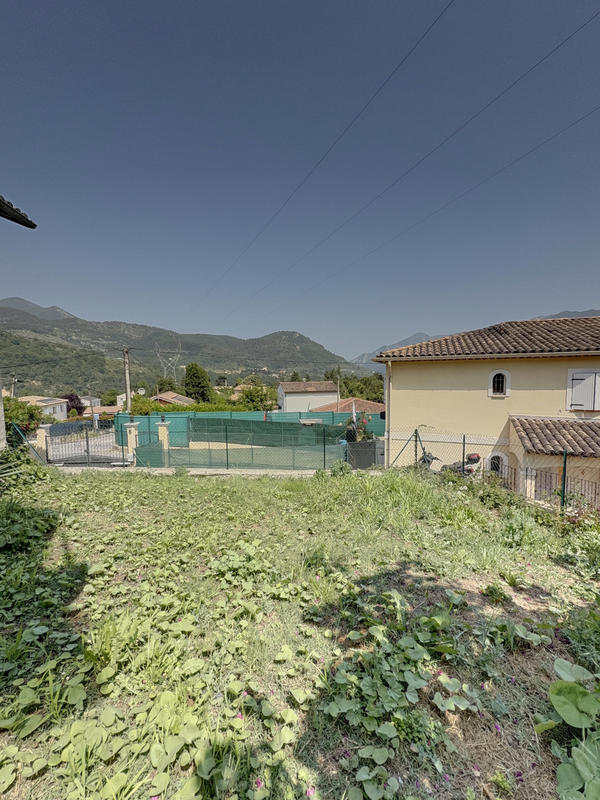 Maison - 112 m² - 7 pièces