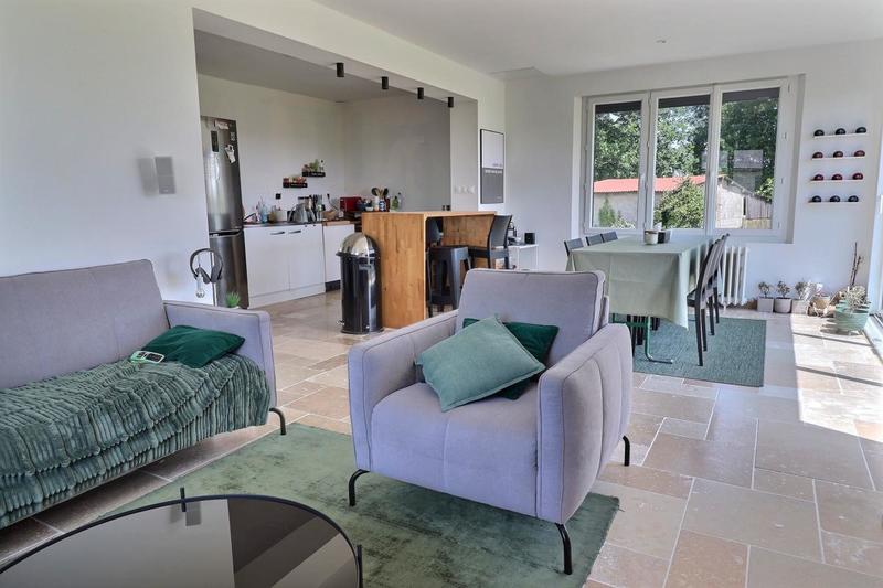 Maison - 161 m² - 5 pièces