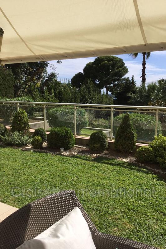 Appartement - 82 m² - 2 pièces