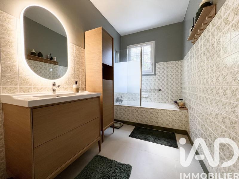 Maison - 168 m² - 6 pièces