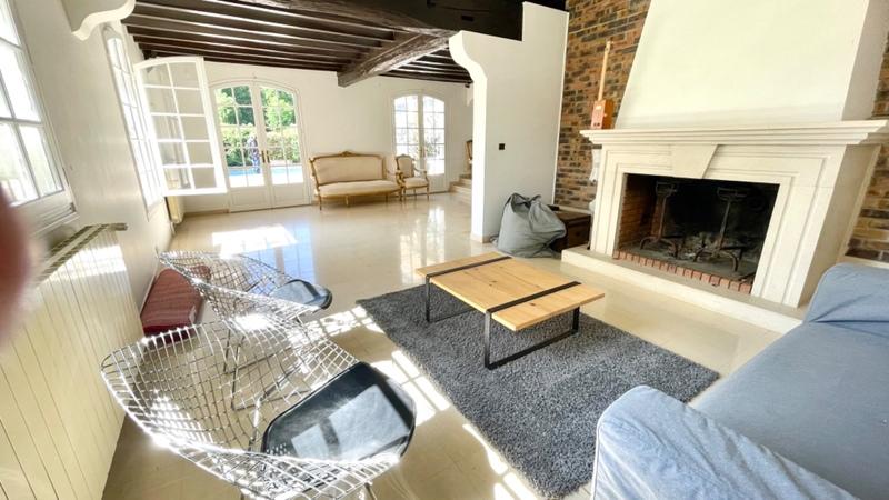 Maison - 401 m² - 10 pièces