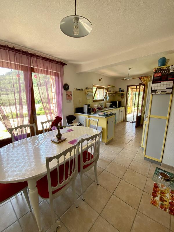 Châlet - 229 m² - 6 pièces