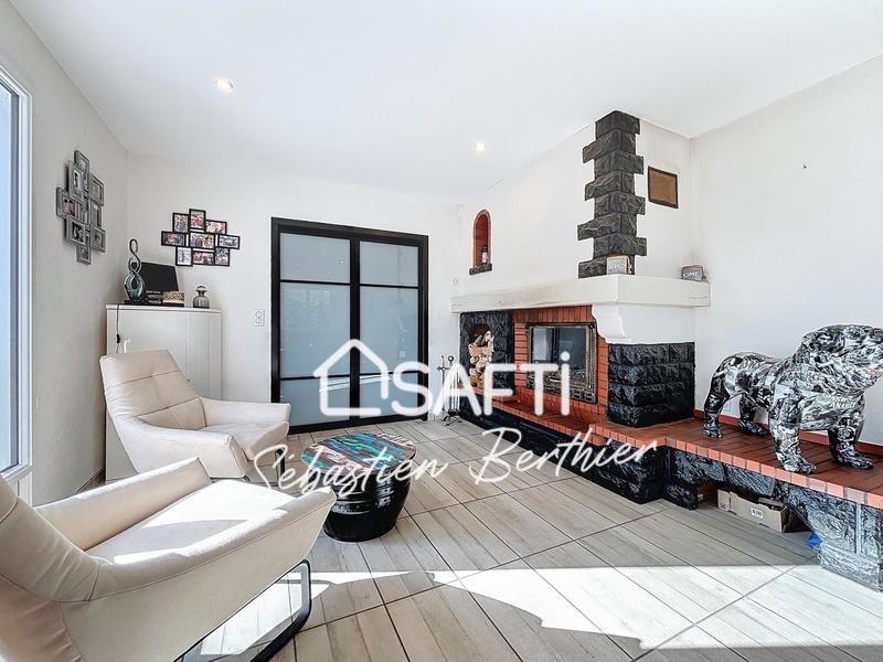 Maison - 180 m² - 6 pièces