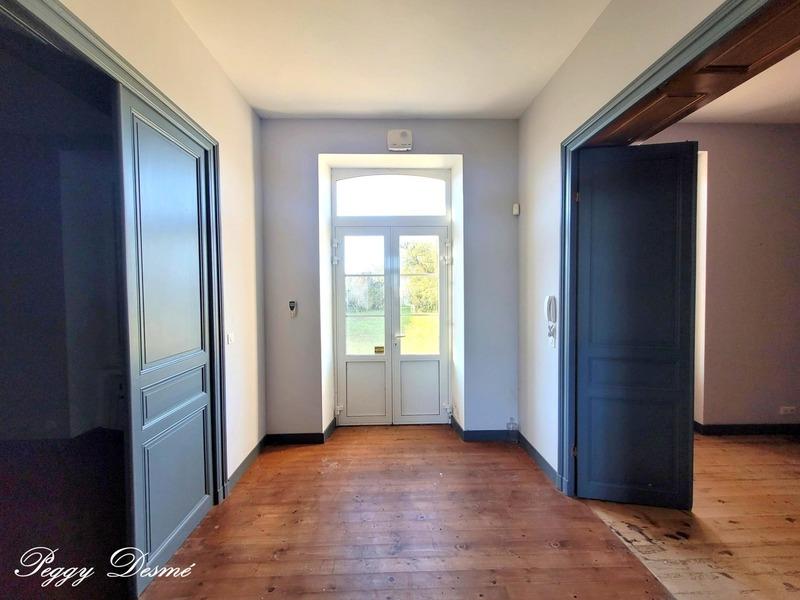 Propriété - 470 m² - 14 pièces