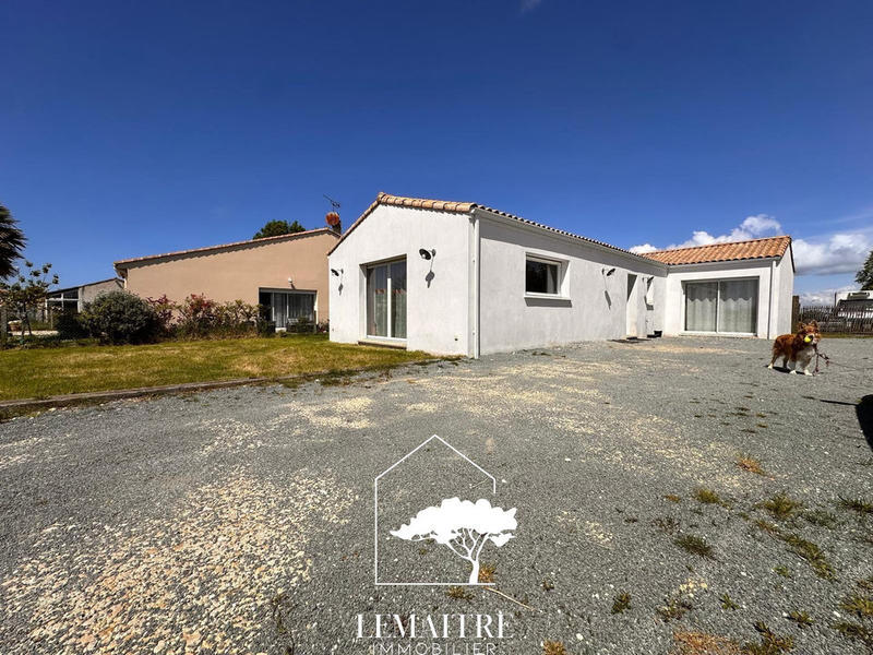 Maison - 104 m² - 4 pièces