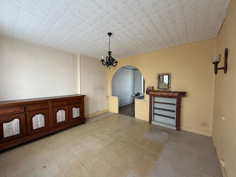 Maison - 90 m² - 4 pièces