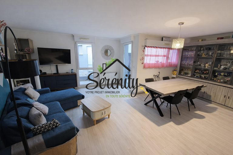 Maison - 84 m² - 4 pièces