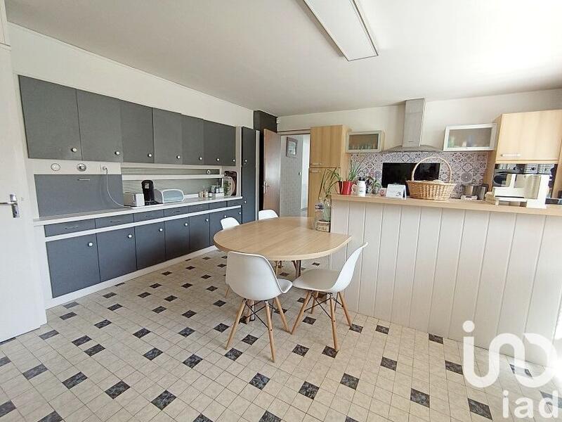 Maison - 190 m² - 6 pièces