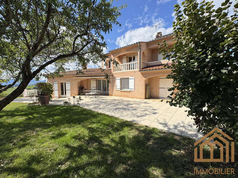 Maison - 155 m² - 5 pièces