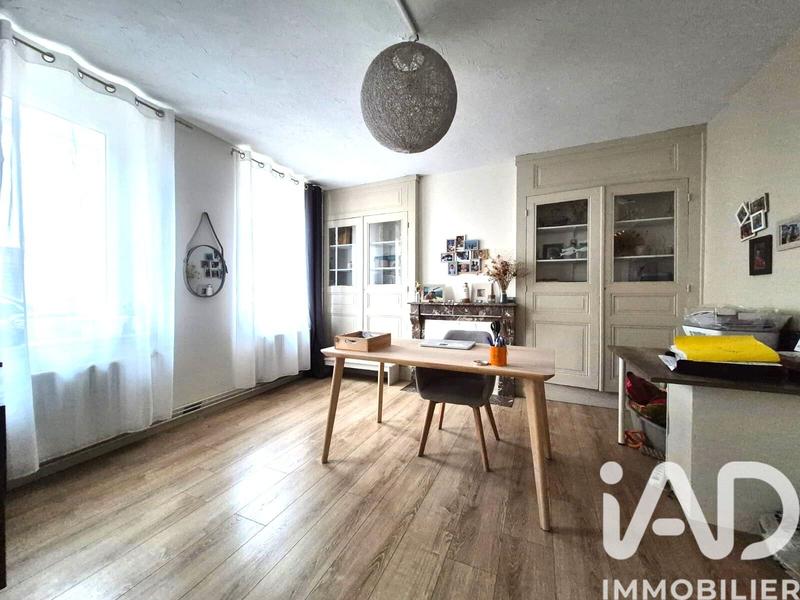 Maison - 174 m² - 7 pièces