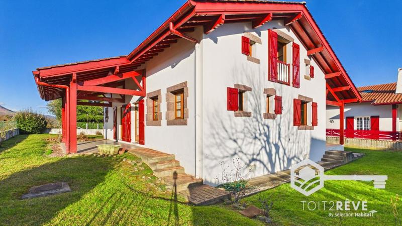 Maison traditionnelle - 145 m² - 5 pièces