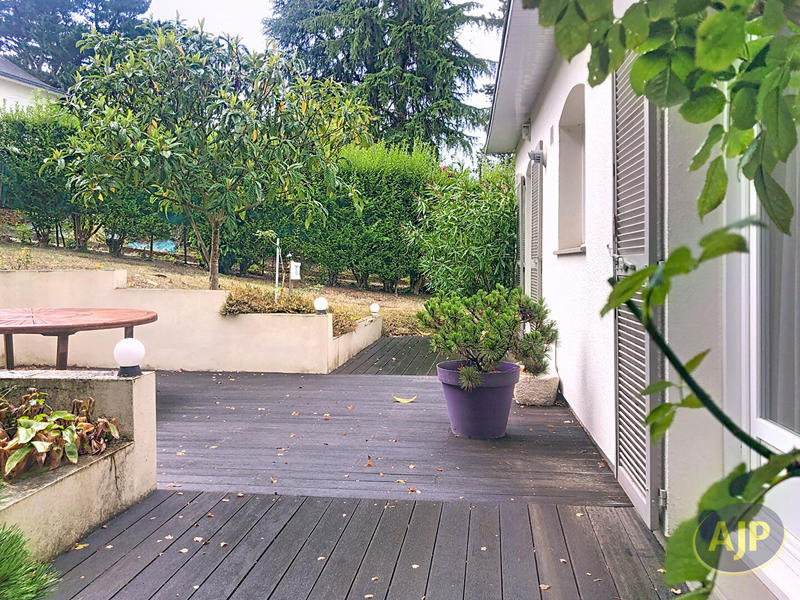 Maison - 137 m² - 6 pièces