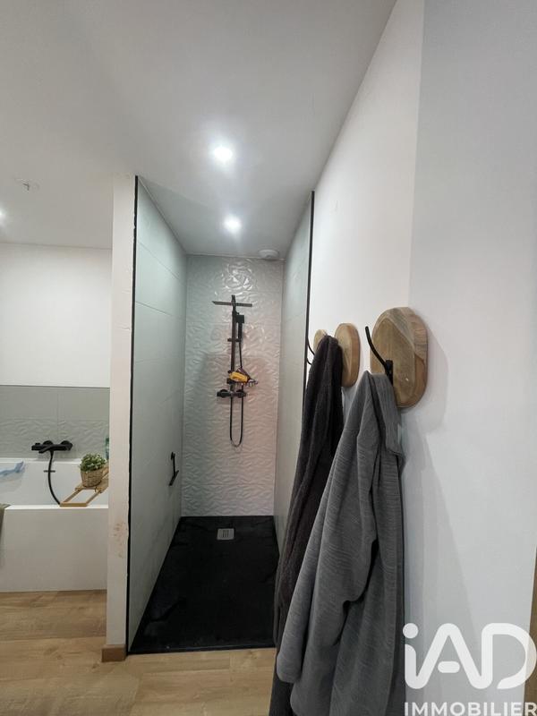 Maison - 122 m² - 6 pièces