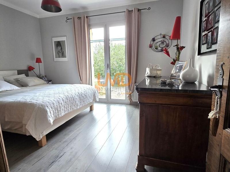 Propriété - 165 m² - 6 pièces