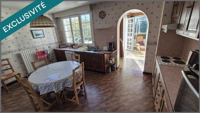 Maison - 159 m² - 8 pièces