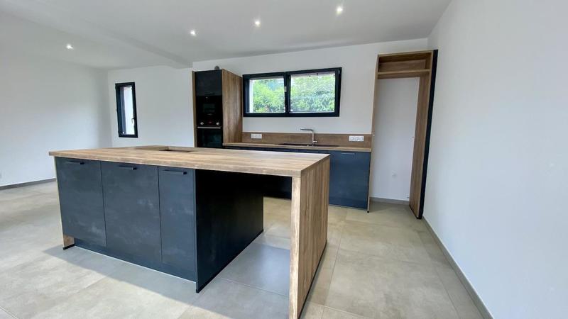 Maison - 136 m² - 5 pièces