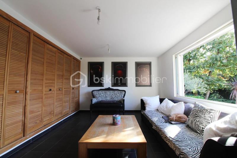 Maison d'architecte - 207 m² - 7 pièces