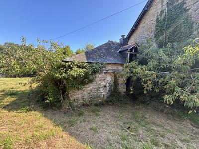 Maison traditionnelle - 247 m² - 6 pièces