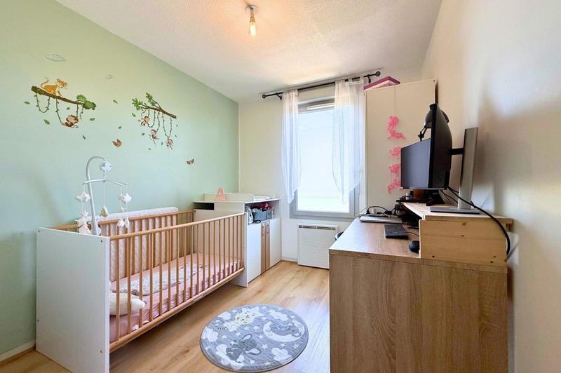 Appartement - 82 m² - 4 pièces