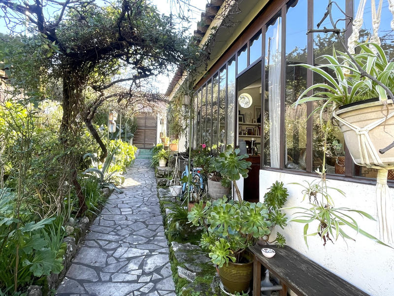 Maison - 150 m² - 8 pièces