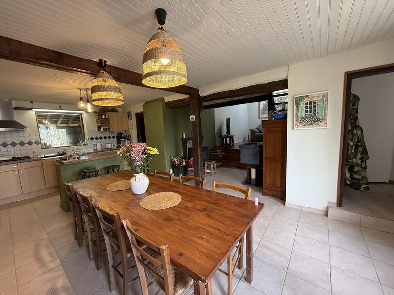 Maison - 340 m² - 17 pièces