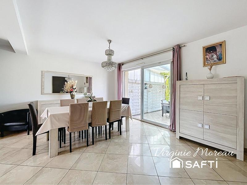 Maison - 151 m² - 7 pièces