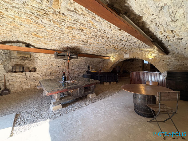 Maison ancienne - 247 m² - 13 pièces