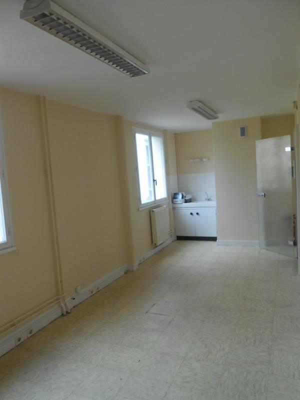 Local commercial - 60 m² - 4 pièces