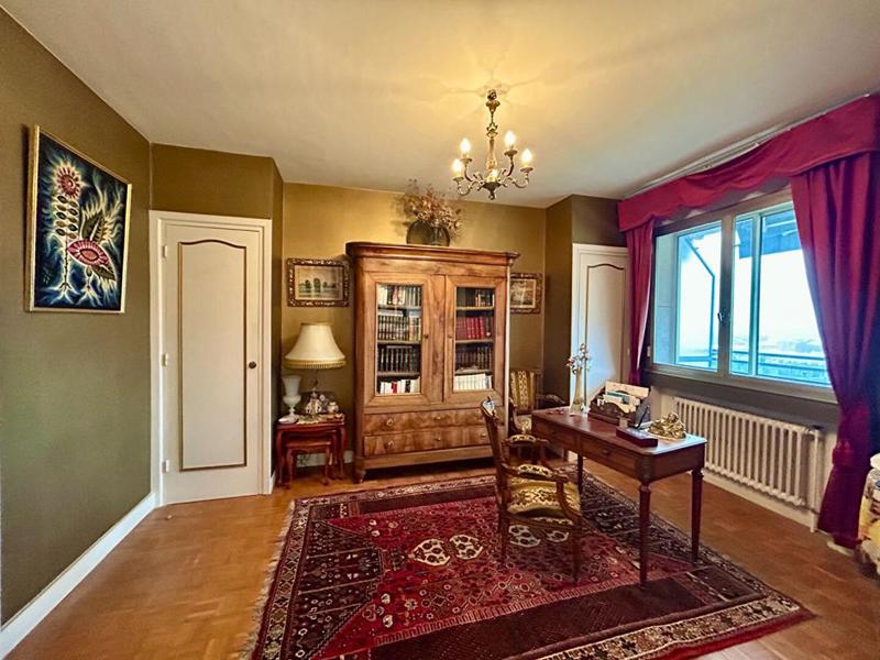 Appartement - 117 m² - 4 pièces