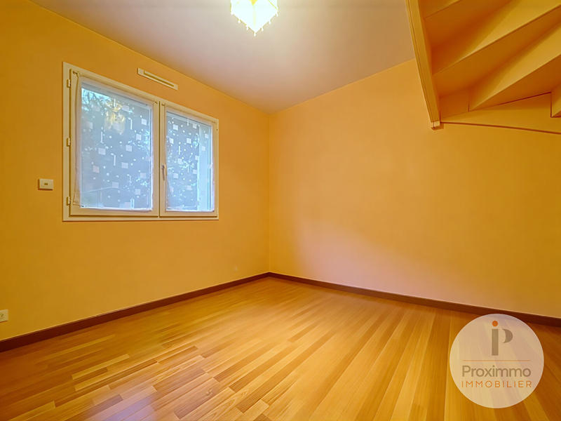 Maison - 111 m² - 5 pièces