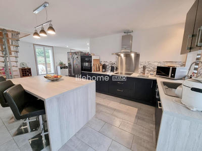 Maison - 167 m² - 7 pièces