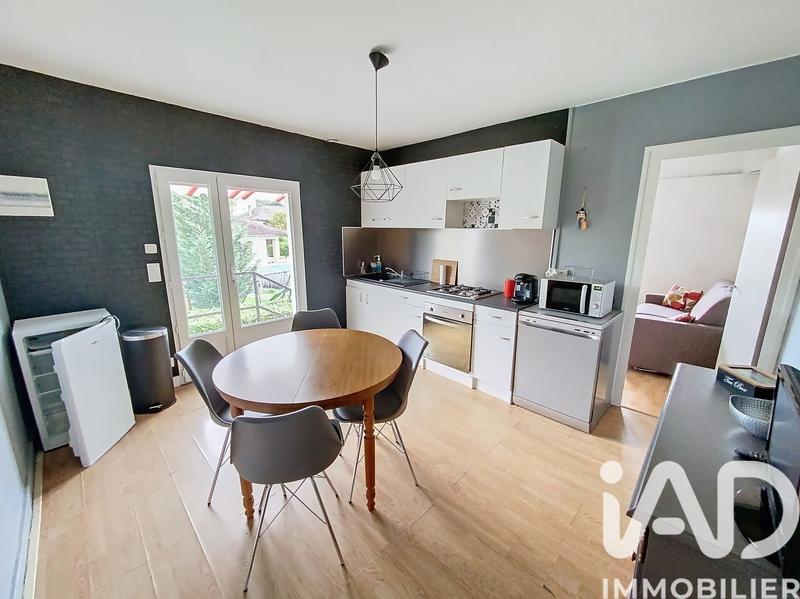 Maison - 262 m² - 10 pièces